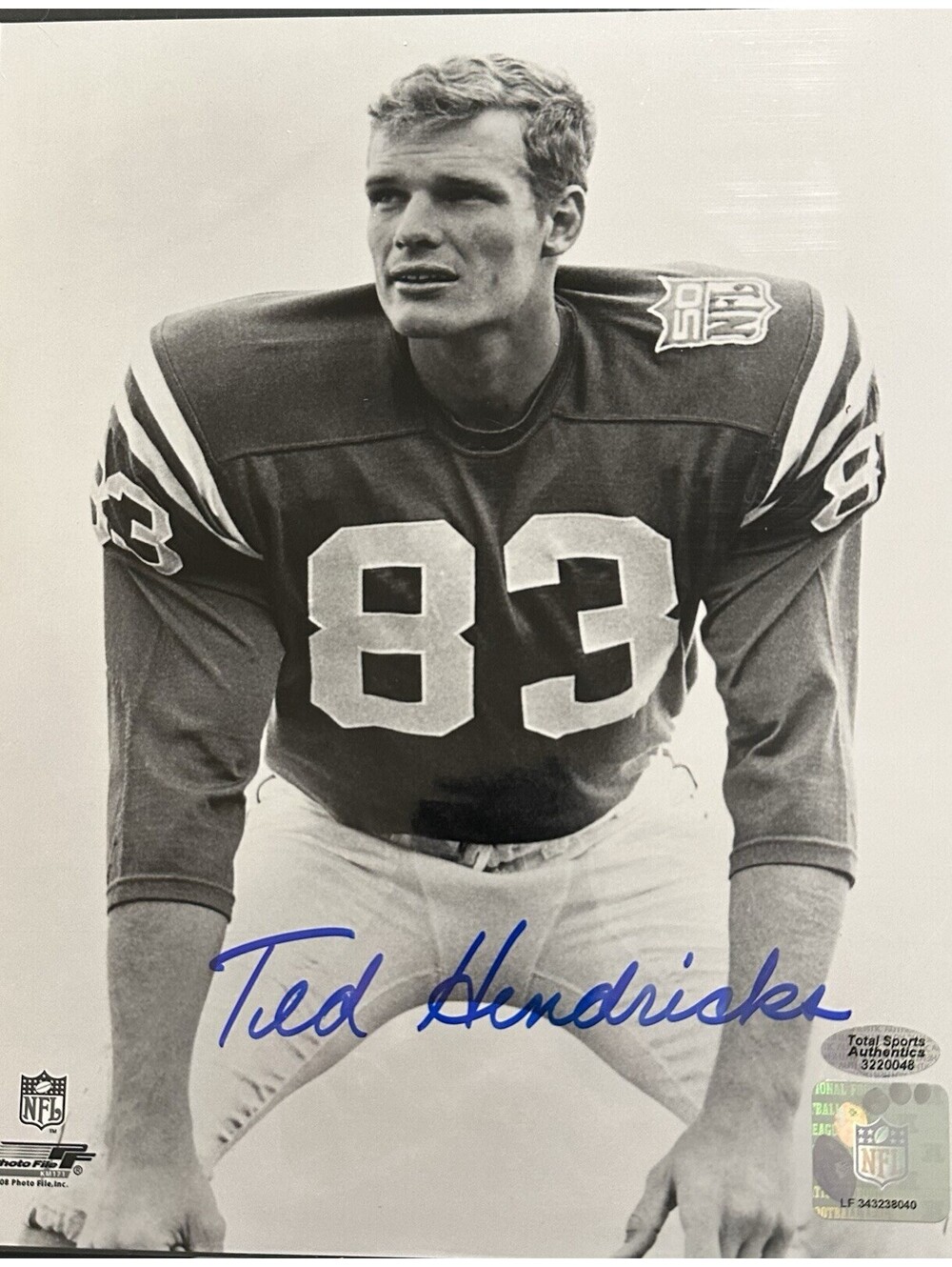 Ted Hendricks Signed 8x10 Photo Colts Autographed NFL Hologram COA